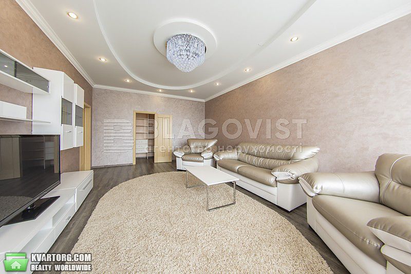 Rent out 4-room apartment. Киев,  Барбюса — photo 2
