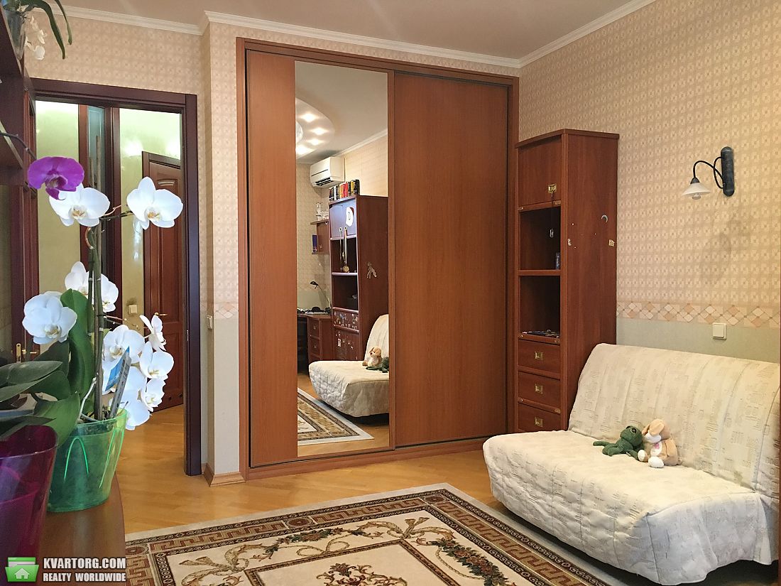 Rent out 4-room apartment. Киев, Паторжинского — photo 6