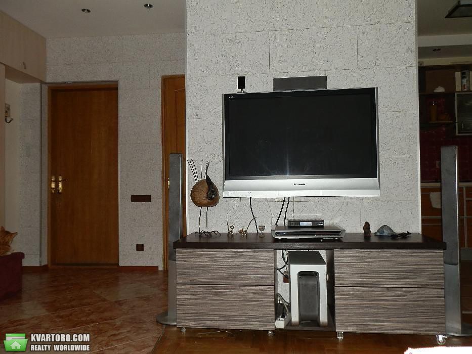 Rent out 3-room apartment. Киев,  Героев Сталинграда пр — photo 2