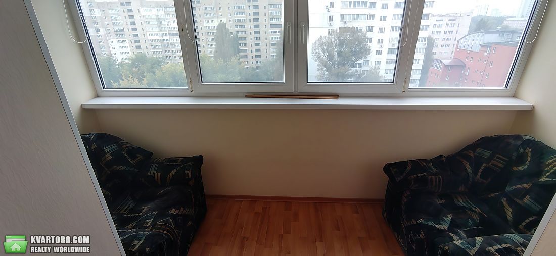 Sell 3-room apartment. Киев,  Довженко — photo 10