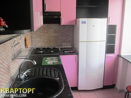 Rent out 2-room apartment. Киев,  Овручская — photo 7