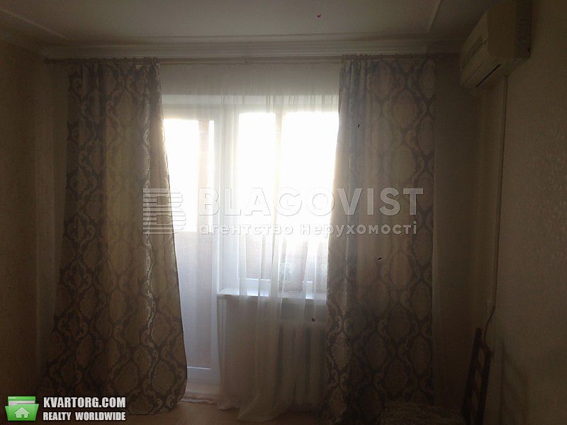 Rent out 2-room apartment. Киев, Архипенк Александра — photo 4