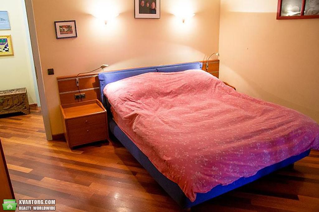 Rent out 4-room apartment. Киев,  Антоновича — photo 4