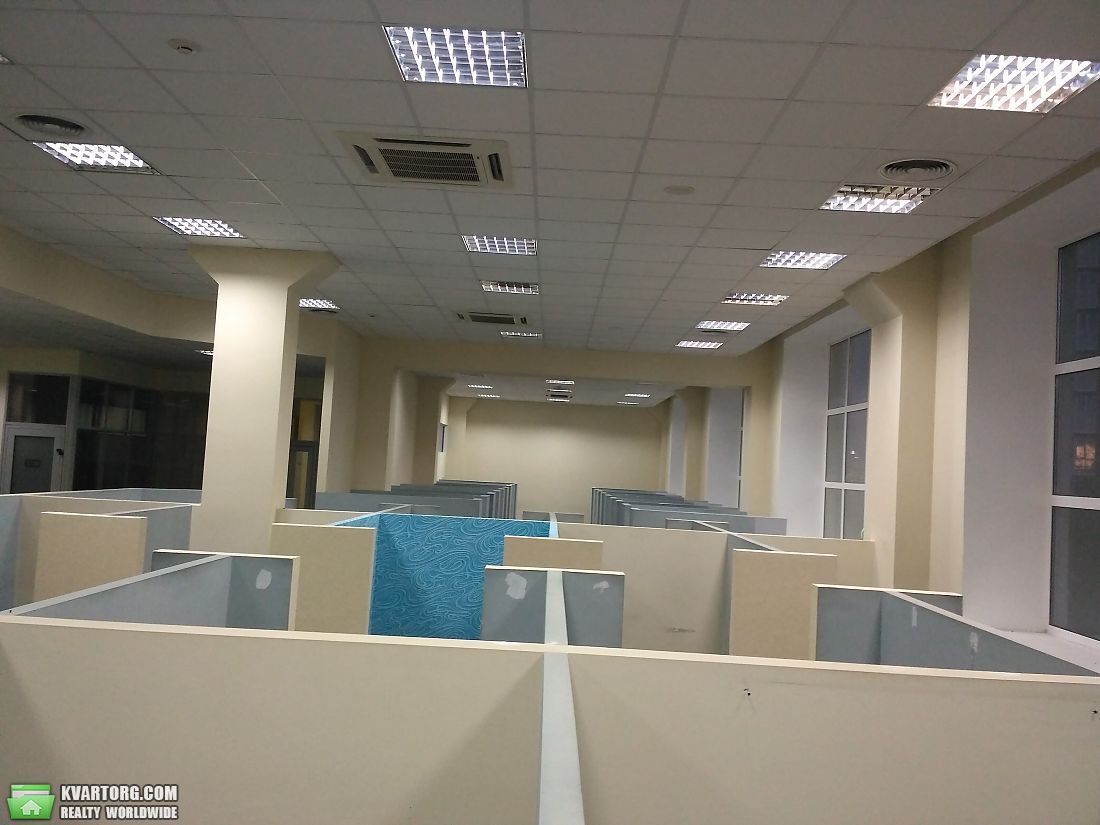 Rent out office. Киев,  Сурикова — photo 2