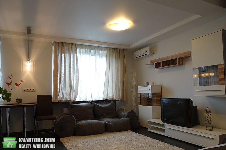 Rent out 1-room apartment. Днепропетровск, Набережная Победы — photo 7