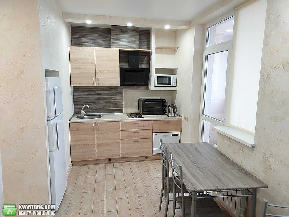 Rent out 1-room apartment. Киев,  Александровская — photo 4