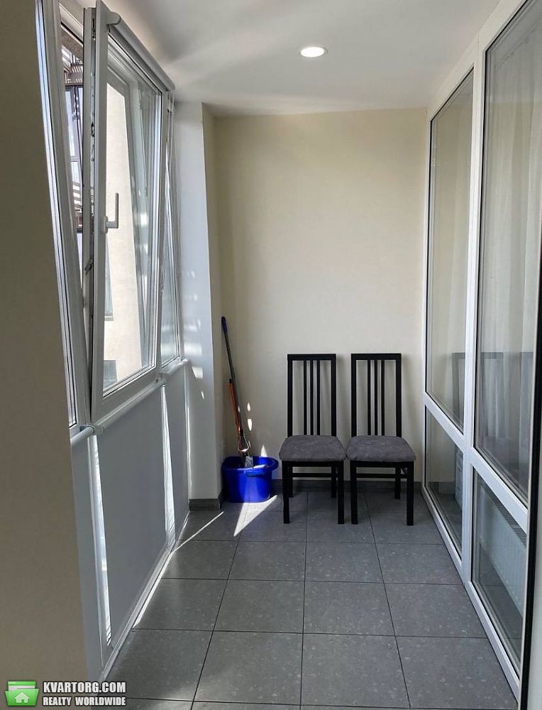 Rent out 1-room apartment. Киев, Вулиця Всеволода Змієнка — photo 3