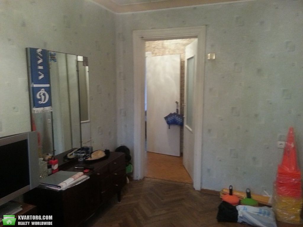Sell 2-room apartment. Киев,  Дегтяревская — photo 3
