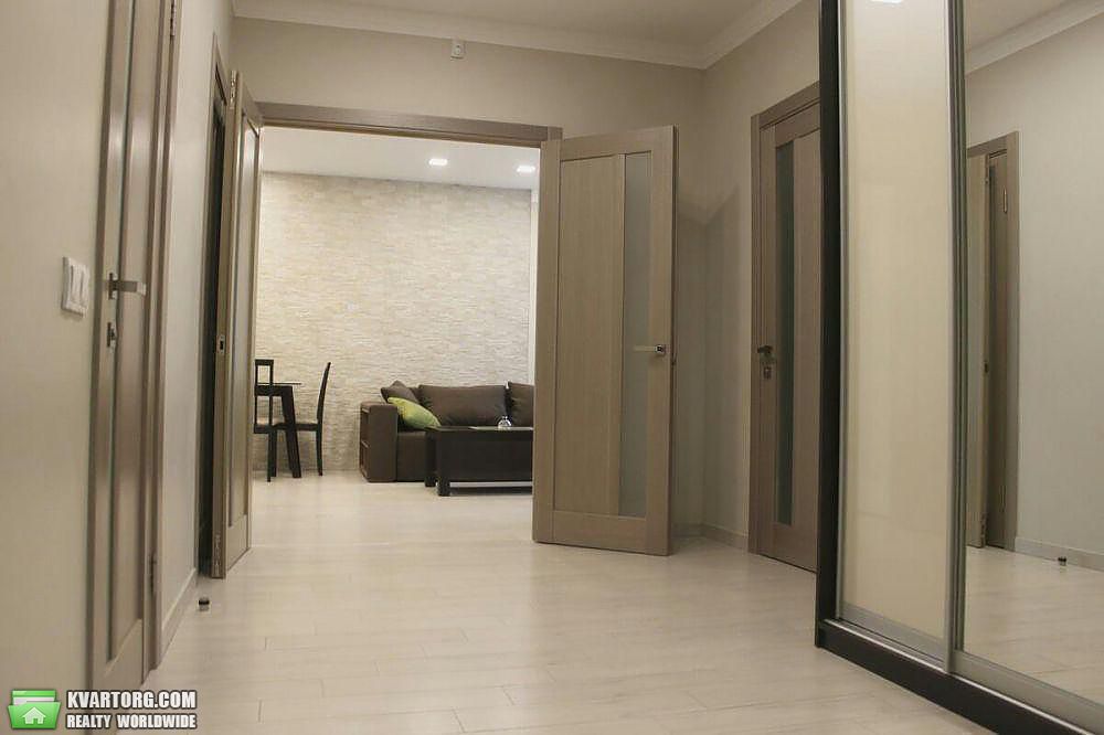 Rent out 2-room apartment. Киев,  Вышгородская — photo 7