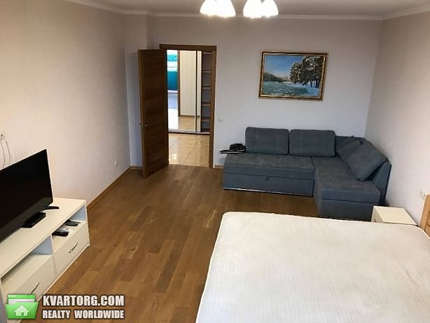 Rent out 1-room apartment. Киев,  Ломоносова — photo 1