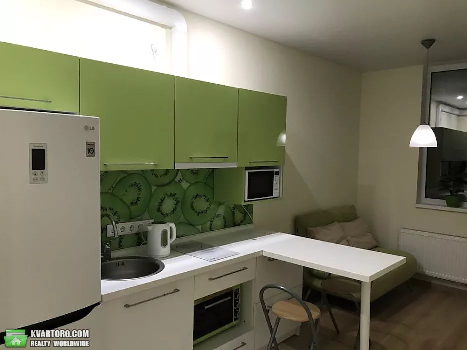Rent out 1-room apartment. Киев, Переулок Лобачевского — photo 4