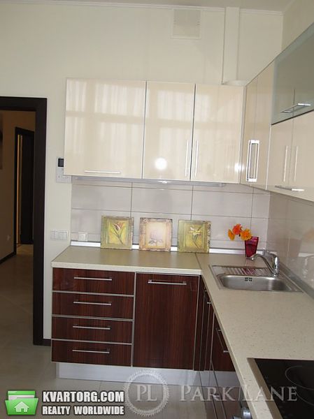 Sell 3-room apartment. Киев, Дмитриевская — photo 1