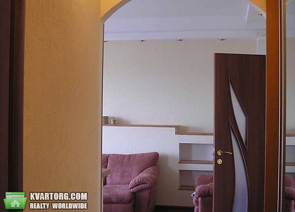 Rent out 2-room apartment. Киев,  метро "Дружбы народов" — photo 4