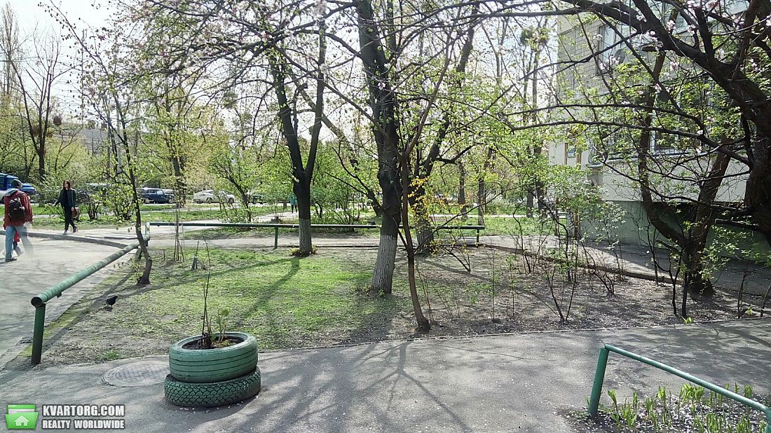 Sell 3-room apartment. Киев,  Плеханова — photo 2