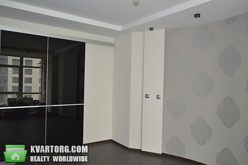 Sell 2-room apartment. Киев,  Драгомирова — photo 1
