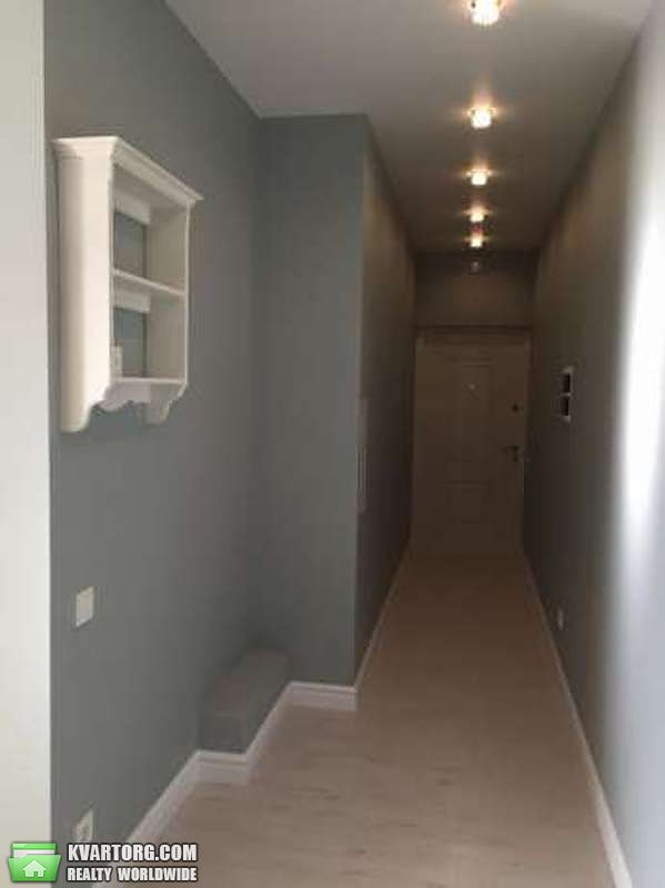 Rent out 2-room apartment. Киев, Дмитрия Луценко — photo 8