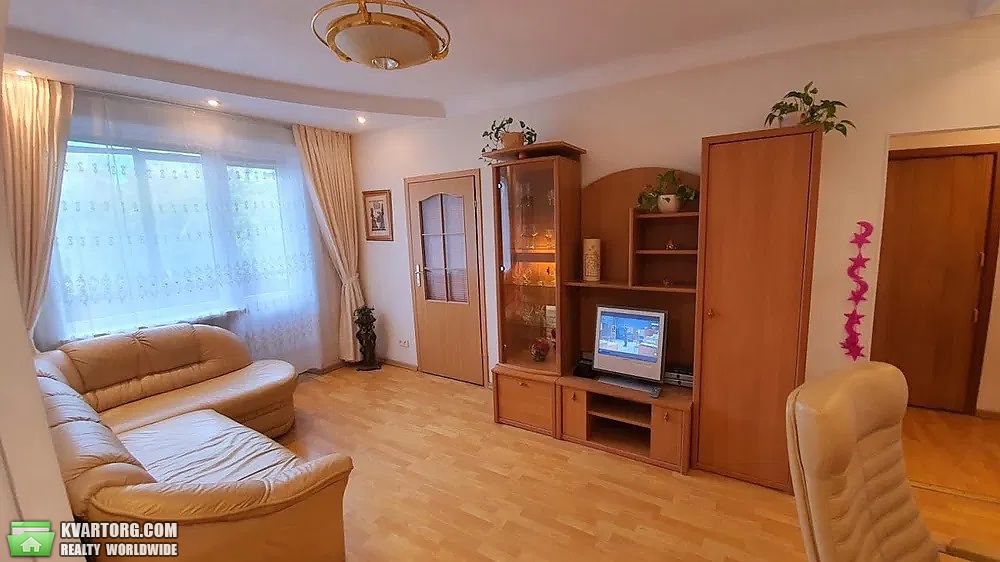 Sell 3-room apartment. Киев,  Козицкого — photo 1