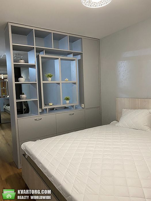 Rent out 1-room apartment. Киев, пригородная — photo 3