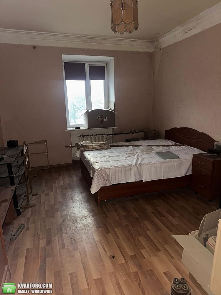 Sell 2-room apartment. Днепропетровск, Богдана Хмельницкого пр. — photo 1