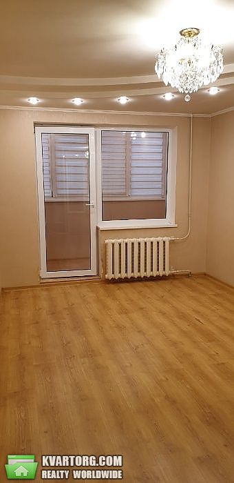 Sell 2-room apartment. Киев,  Радужная — photo 1