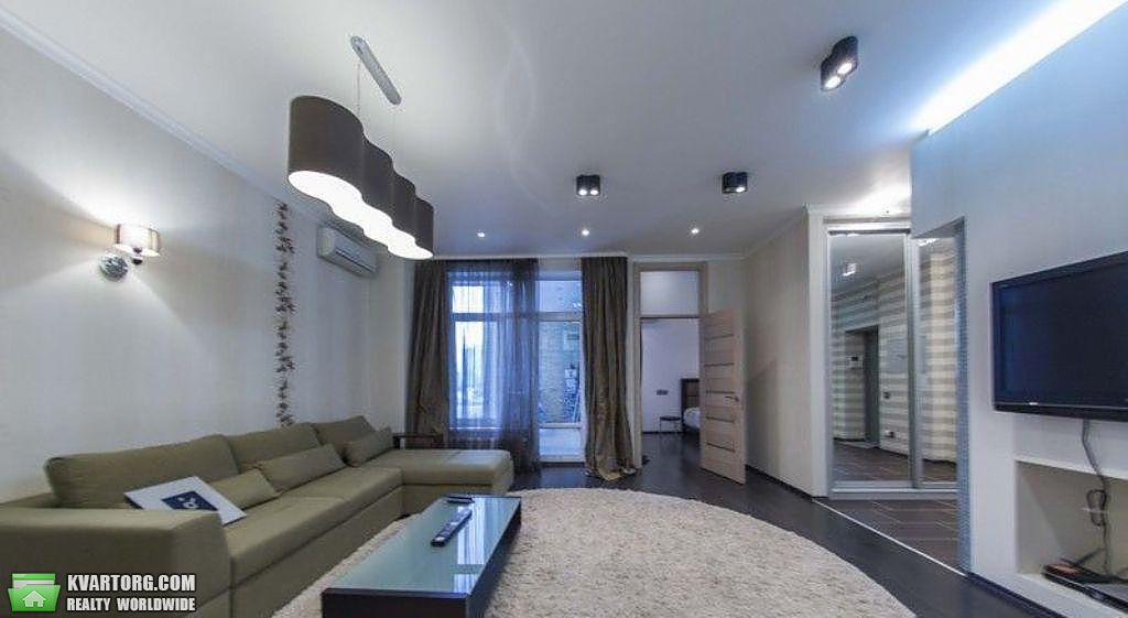 Rent out 2-room apartment. Киев,  Антоновича — photo 1