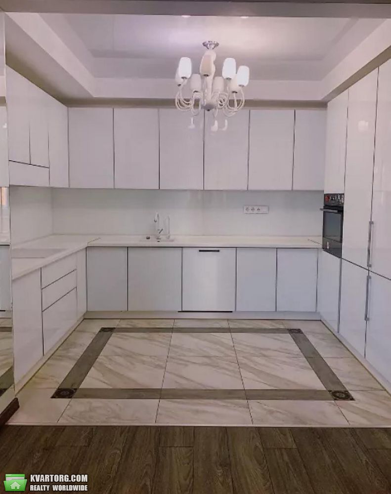 Rent out 3-room apartment. Киев,  Полтавская — photo 4