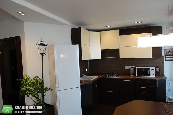 Rent out 1-room apartment. Днепропетровск, Набережная Победы — photo 2