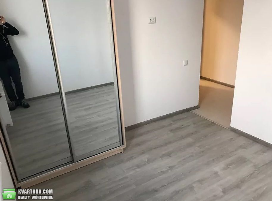 Rent out 1-room apartment. Киев, Вишневое — photo 1