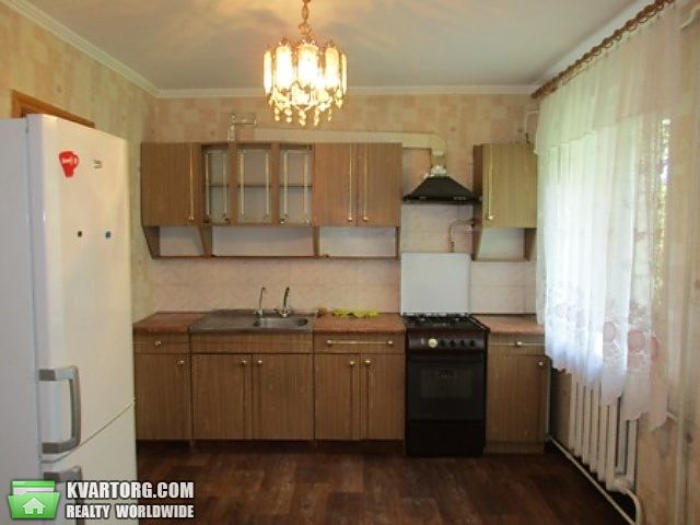Rent out 3-room apartment. Киев, Коллекторная — photo 10