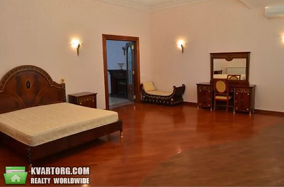 Rent out 4-room apartment. Киев,  Героев Сталинграда — photo 1