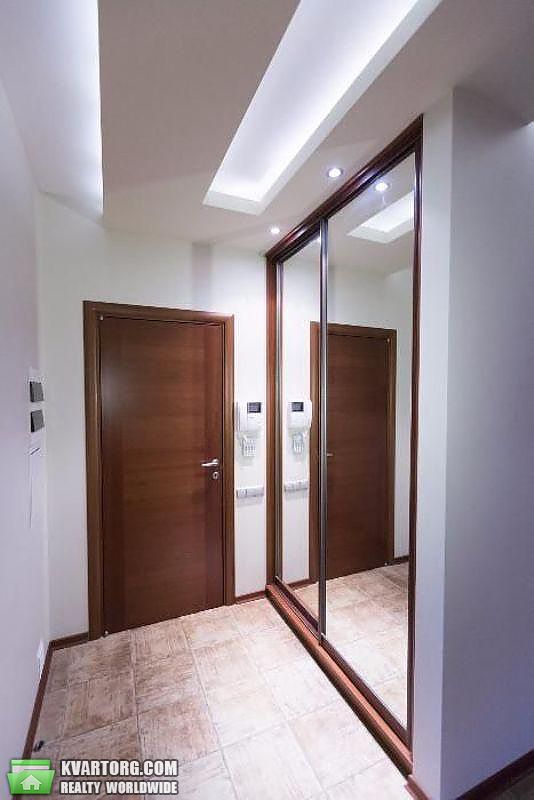 Rent out 4-room apartment. Киев,  Павловская — photo 8