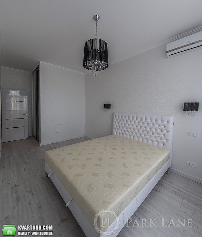 Sell 2-room apartment. Киев,  Щорса — photo 6