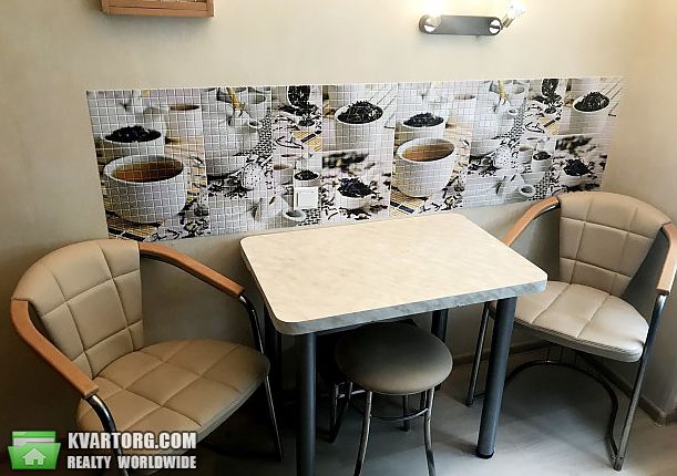 Sell 3-room apartment. Киев,  Тростянецкая — photo 2