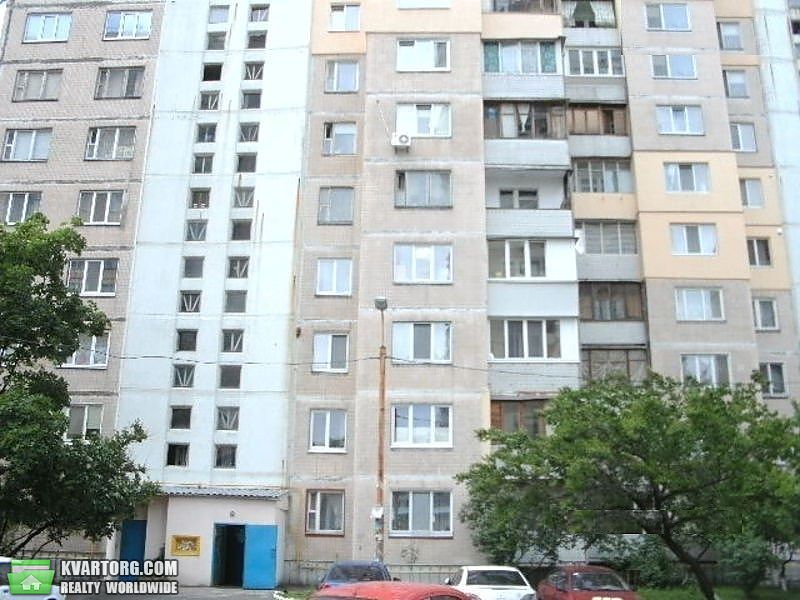 Sell 2-room apartment. Киев,  Героев Днепра — photo 1