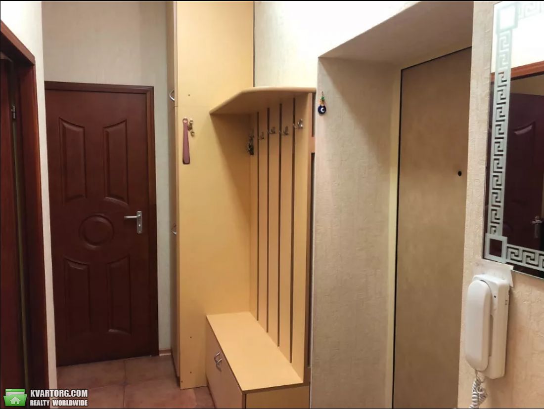 Rent out 2-room apartment. Киев,  Шелковичная — photo 10