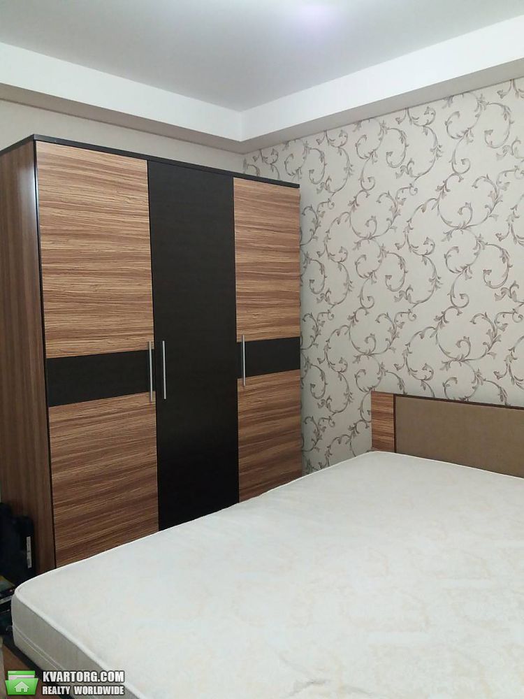 Rent out 2-room apartment. Киев,  Политехническая — photo 9