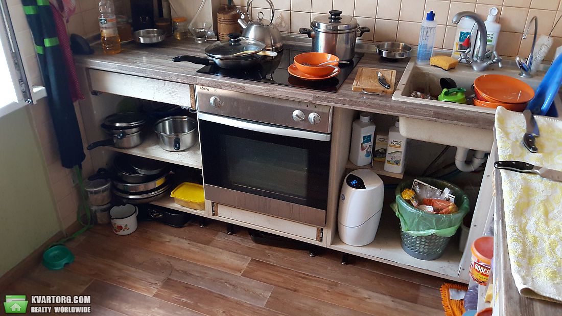 Sell 1-room apartment. Киев,  Радужная — photo 1