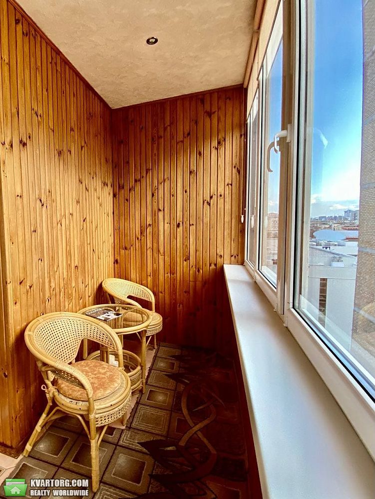 Rent out 3-room apartment. Киев, Никольско слободская — photo 6