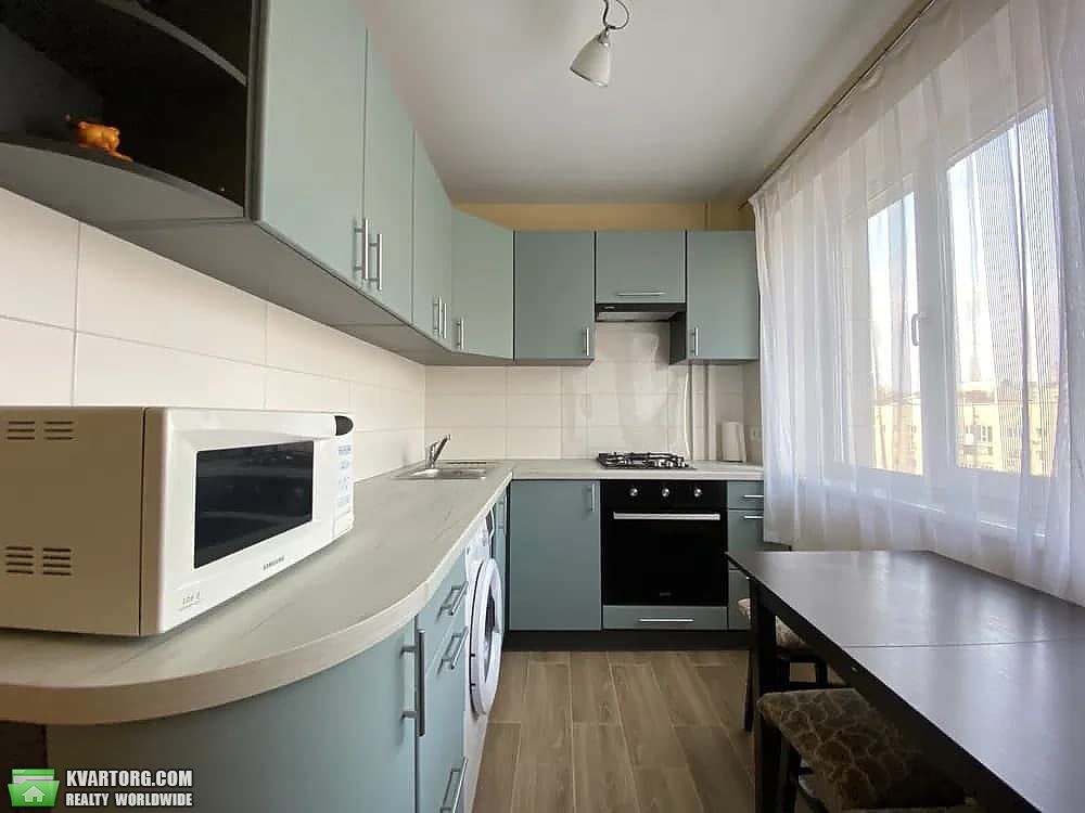 Rent out 3-room apartment. Киев,  Леси Украинки бул — photo 10
