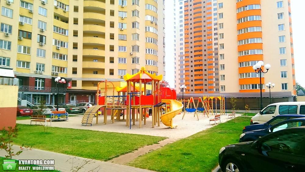 Sell 3-room apartment. Киев,  Трутенко — photo 1