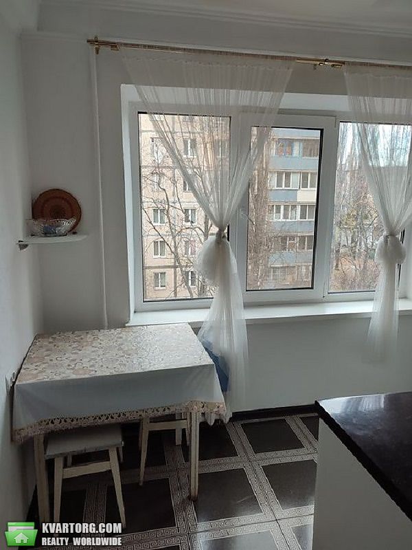 Sell 3-room apartment. Киев,  Курбаса — photo 2