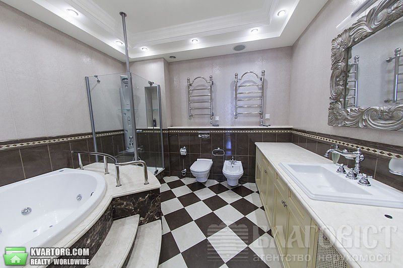 Sell 4-room apartment. Киев,  Гончара — photo 8