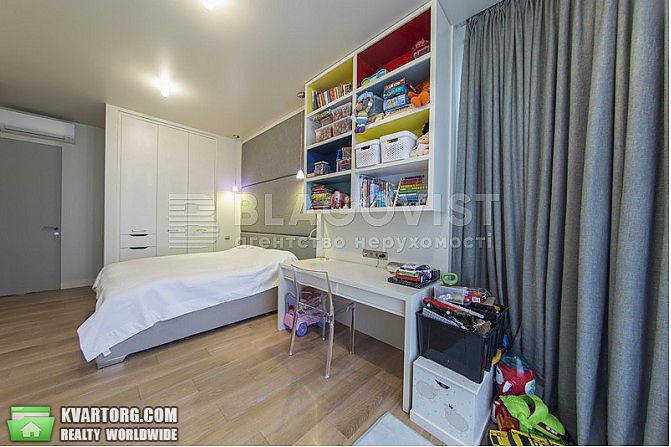 Sell 5-room apartment. Киев,  Струтинского — photo 5