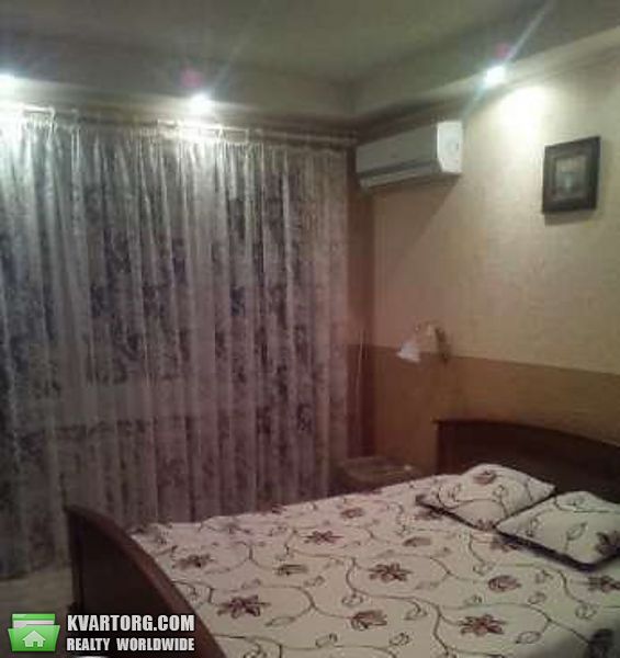 Rent out 3-room apartment. Киев,  Большая Васильковская — photo 6