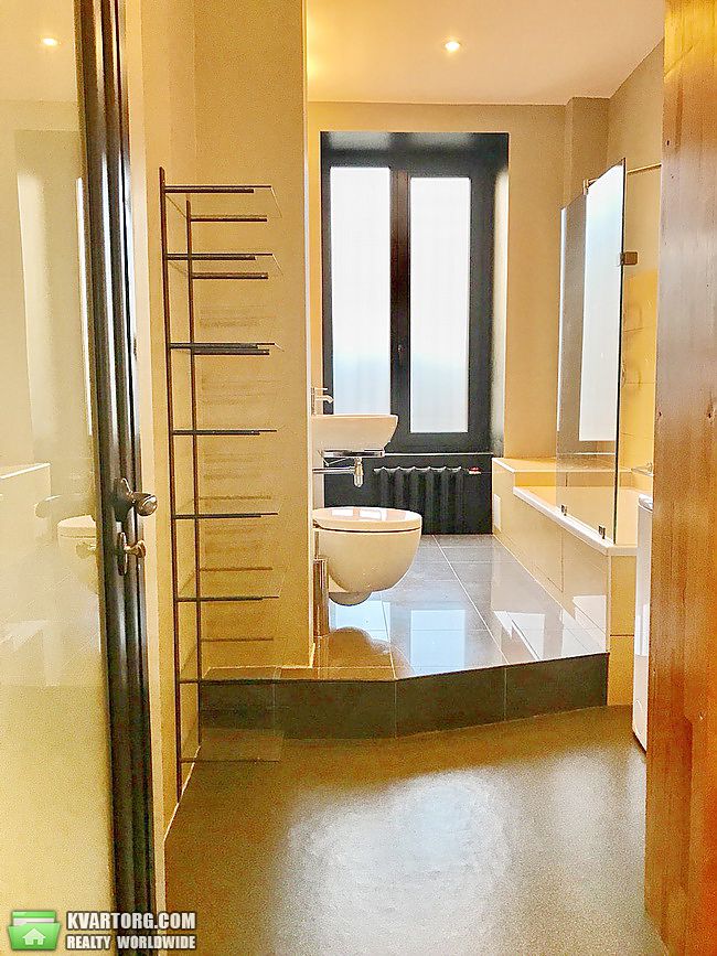 Rent out 1-room apartment. Киев,  Лютеранская — photo 10