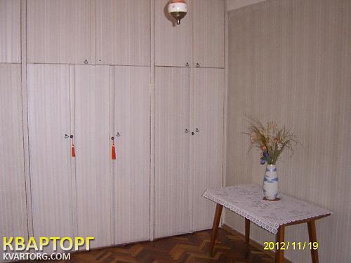 Rent out 2-room apartment. Киев,  Строителей — photo 1
