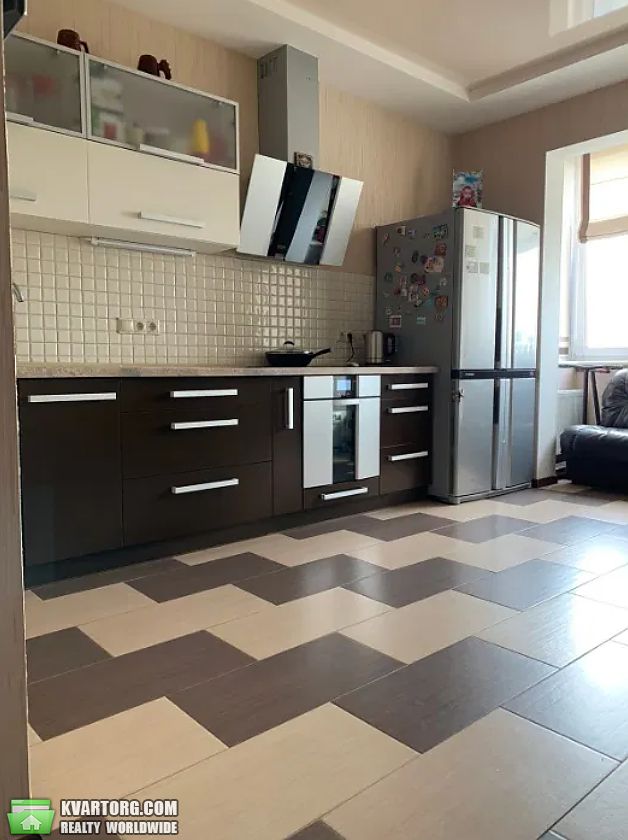 Rent out 2-room apartment. Киев,  Харьковское шоссе, 19а — photo 1