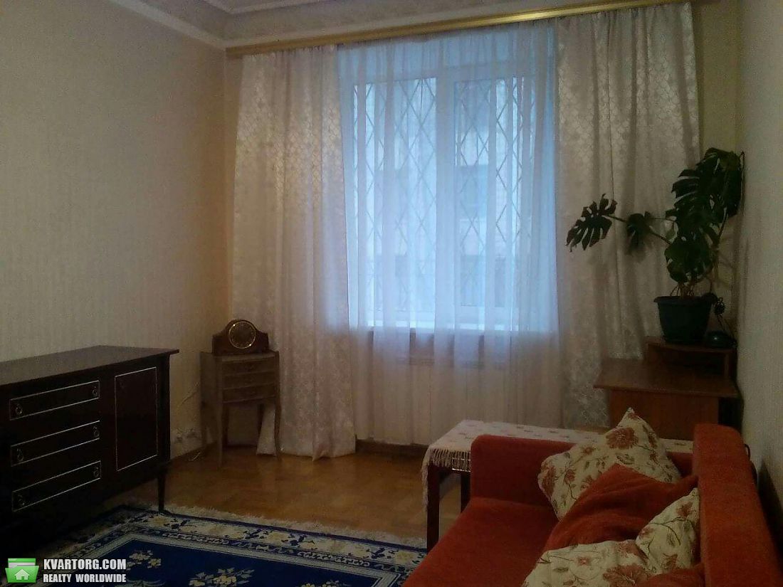 Rent out 1-room apartment. Киев,  Кутузова — photo 3