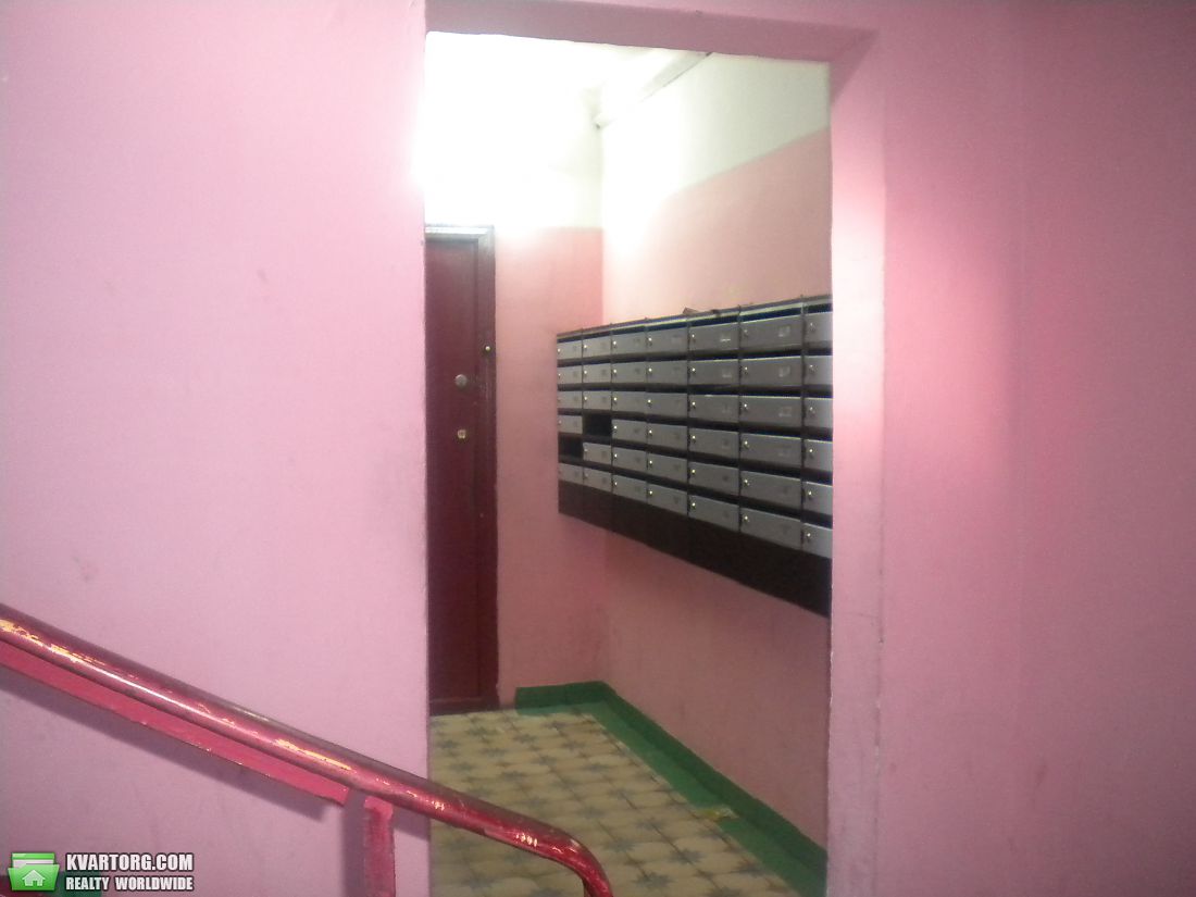 Rent out 2-room apartment. Киев,  Сабурова — photo 1