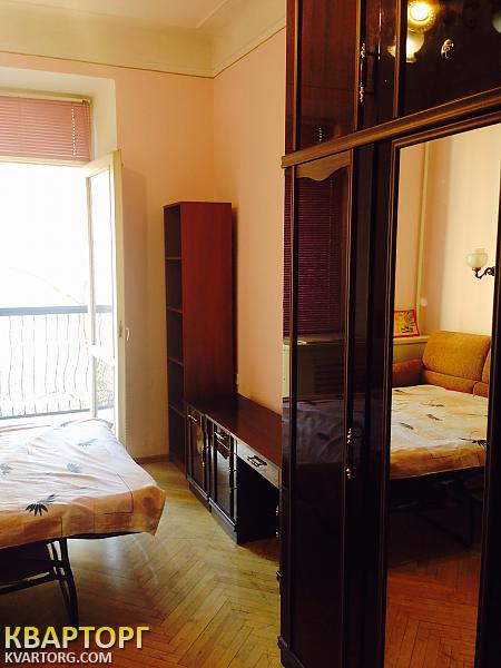 Rent out 2-room apartment. Киев,  40-летия Октября просп — photo 2